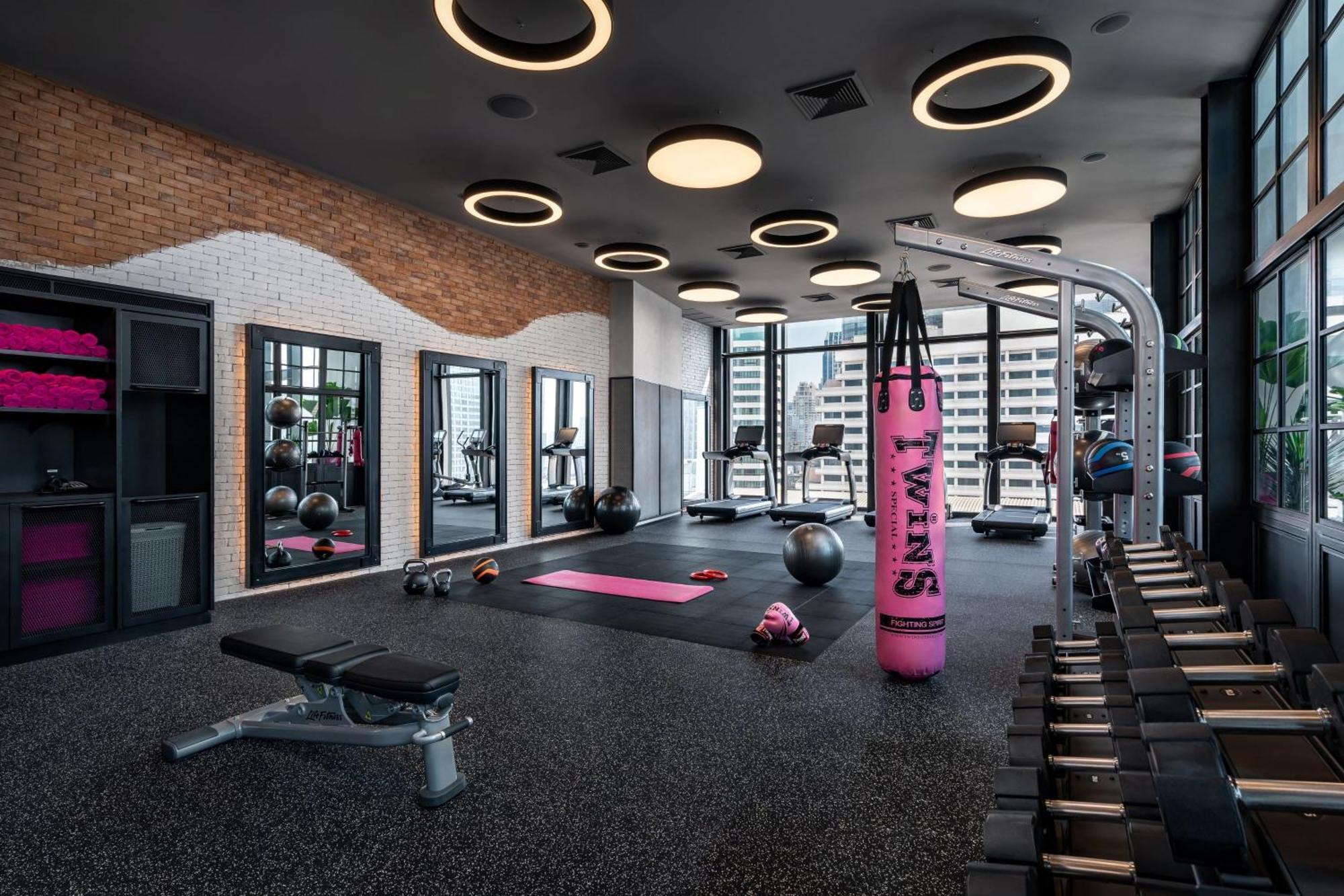 Moxy Bangkok Ratchaprasong Hotell Exteriör bild