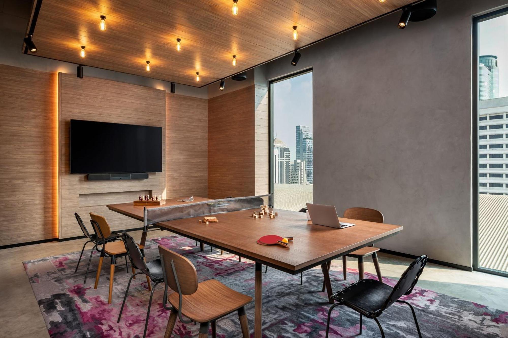 Moxy Bangkok Ratchaprasong Hotell Exteriör bild