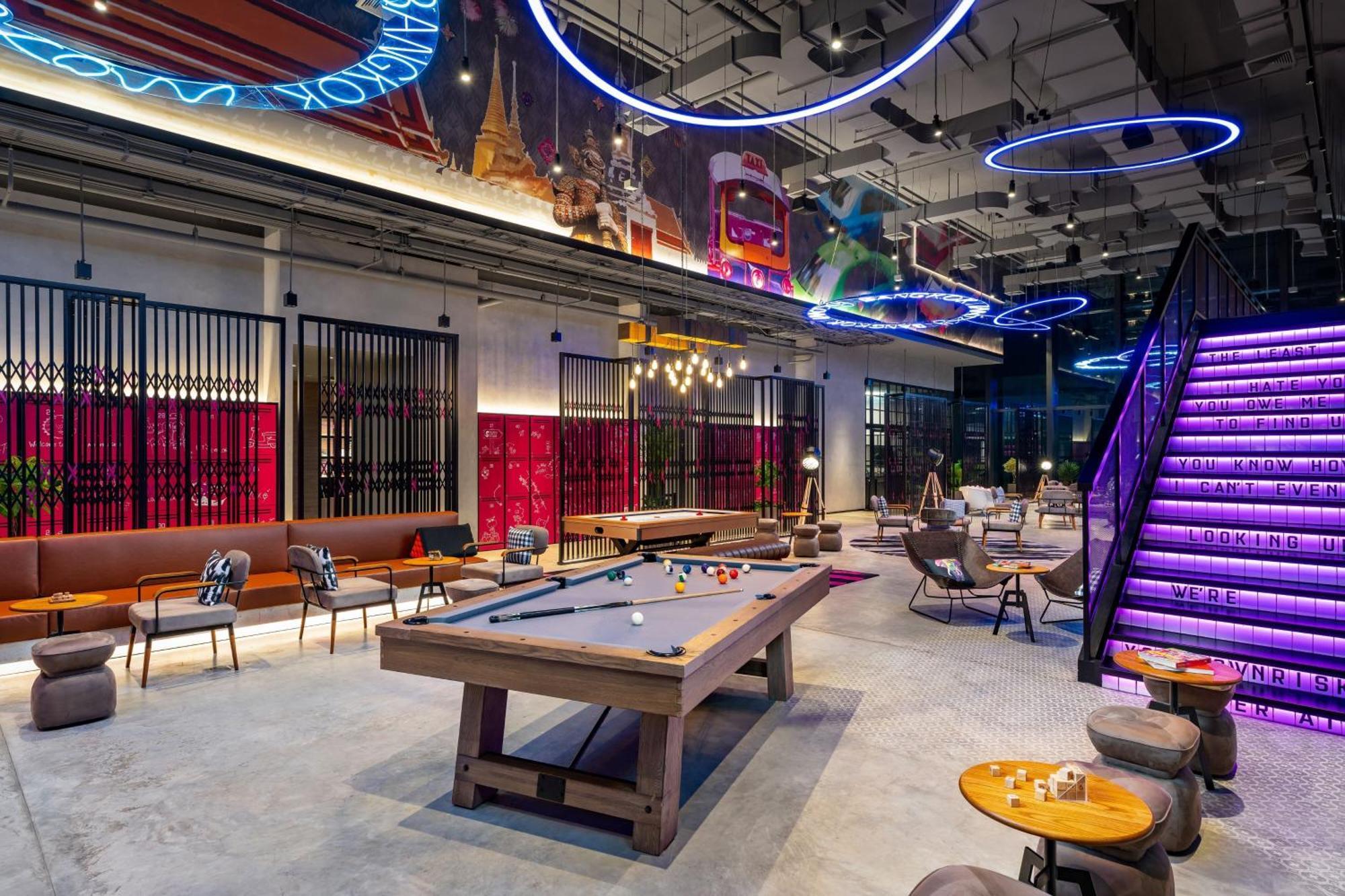 Moxy Bangkok Ratchaprasong Hotell Exteriör bild