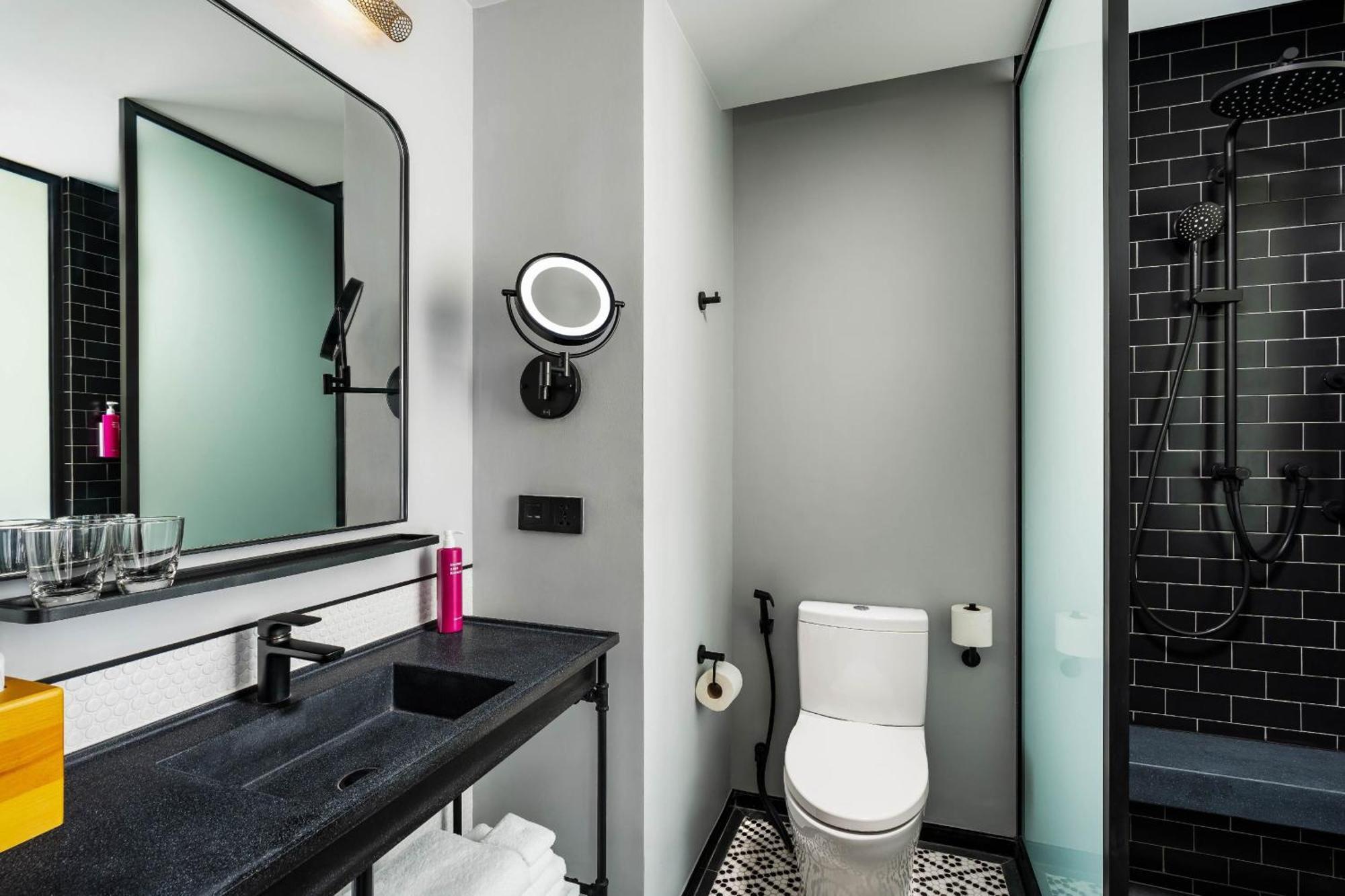 Moxy Bangkok Ratchaprasong Hotell Exteriör bild