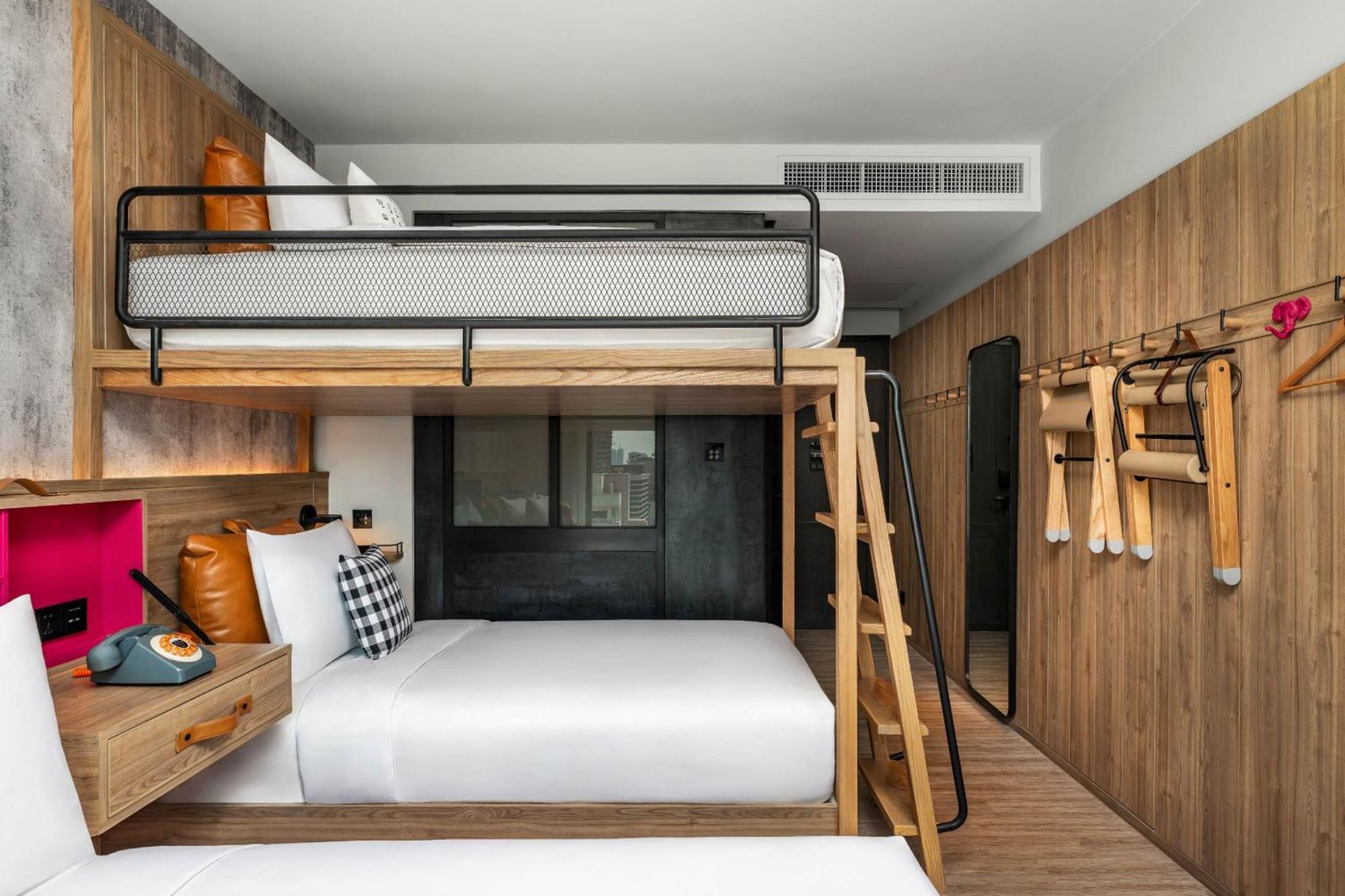 Moxy Bangkok Ratchaprasong Hotell Exteriör bild